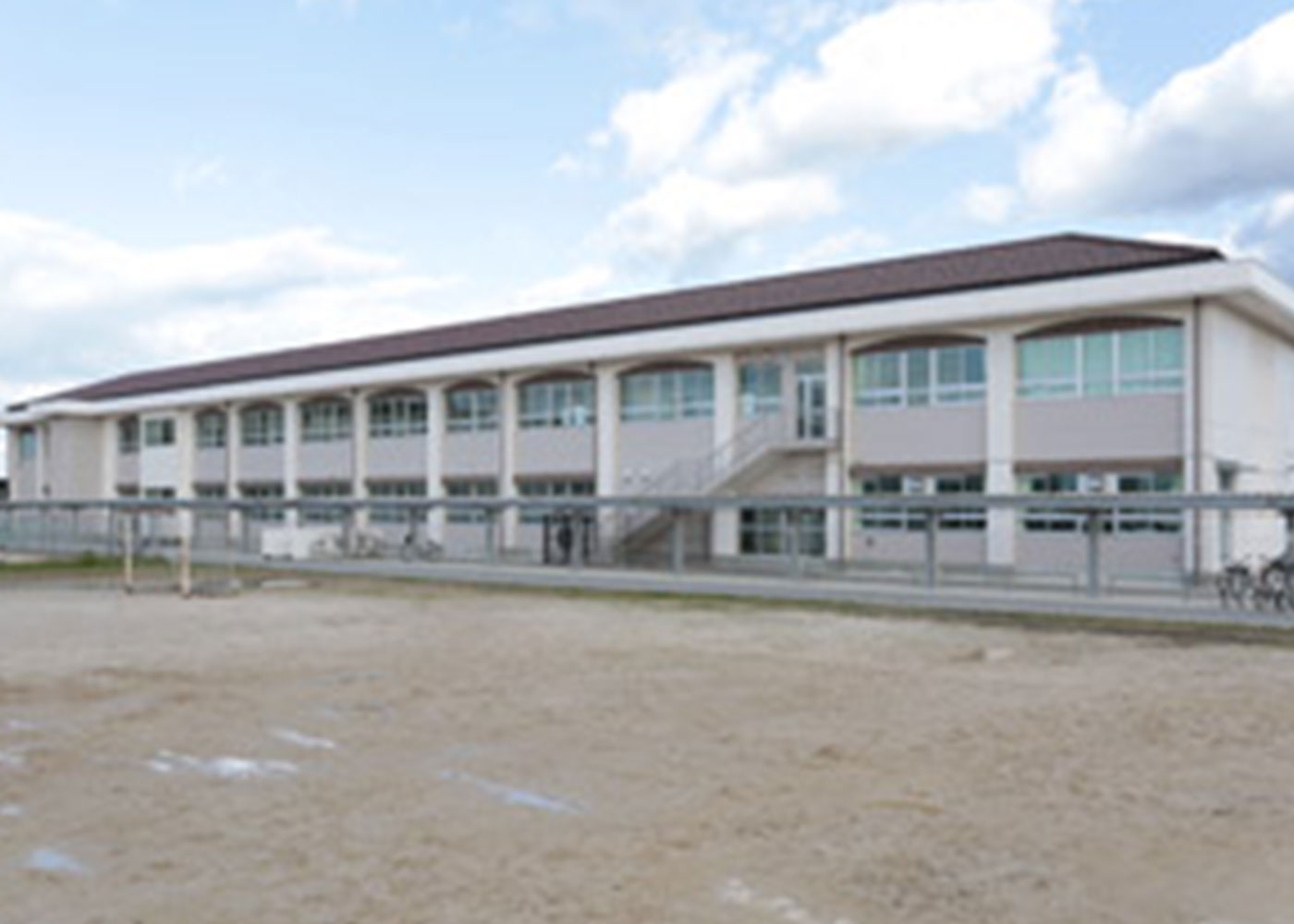 箕蚊屋中学校特別棟